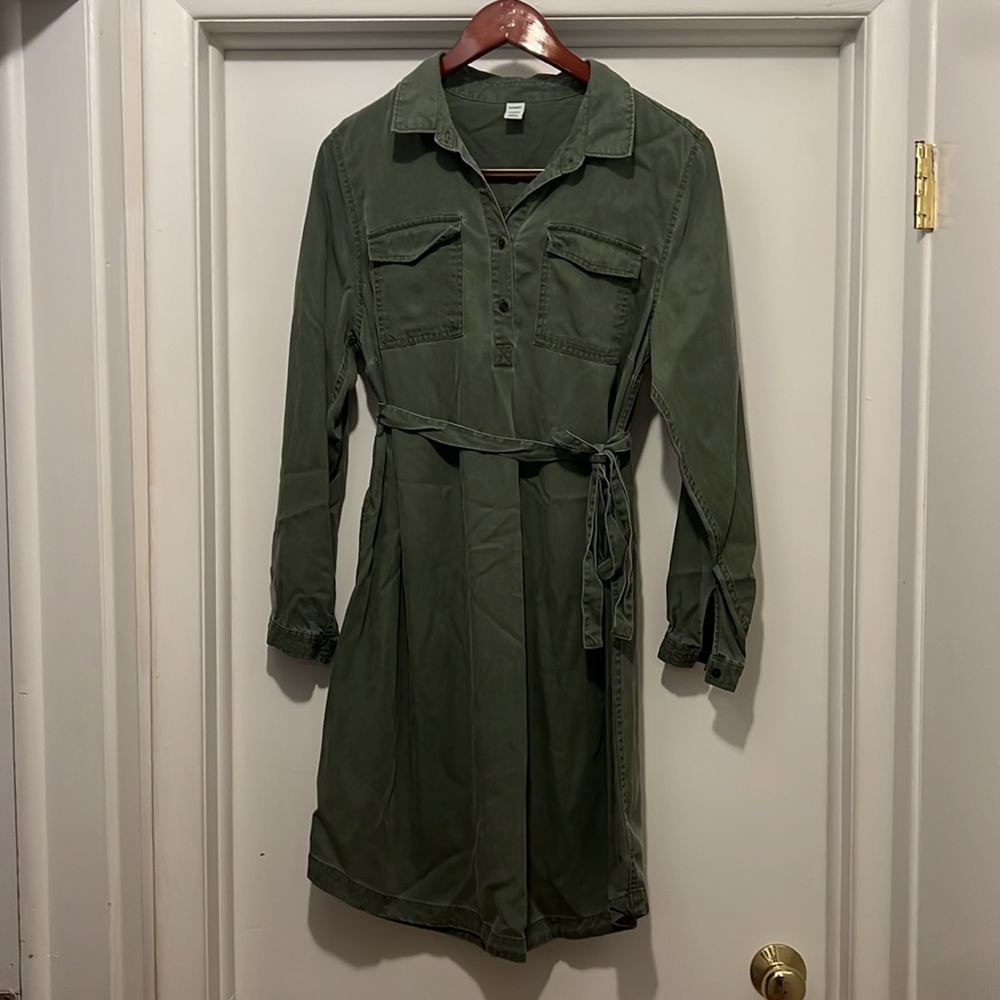 Old Navy Maternity Dress